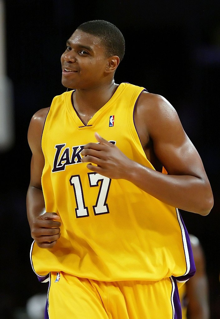 勇士三位新秀跻身历史最年轻夺冠榜单,魔术师新秀FMVP传奇居首