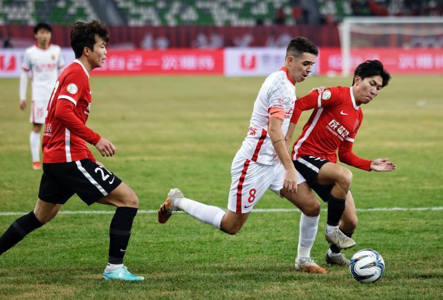 ag体育官网注册-旧情复燃?奥斯卡更想长相厮守 合同到期后欲转型